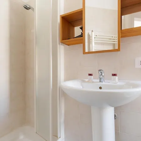 Guesthost - Comfy X2 In Navigli District * 米兰